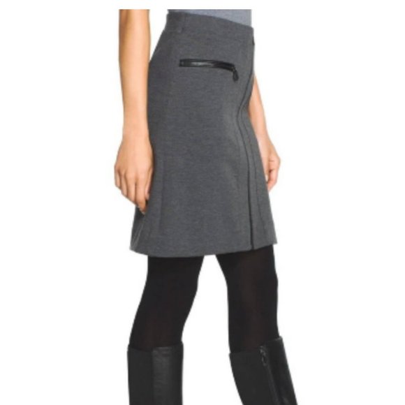WHBM Full Zip Front Skirt, Like New - Picture 3 of 6